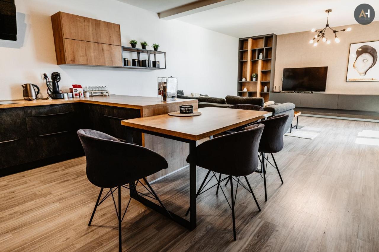 AH Mlynská Bašta III Apartamento Košice Exterior foto
