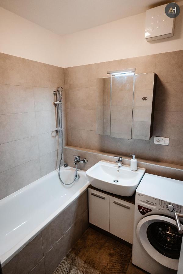 AH Mlynská Bašta III Apartamento Košice Exterior foto